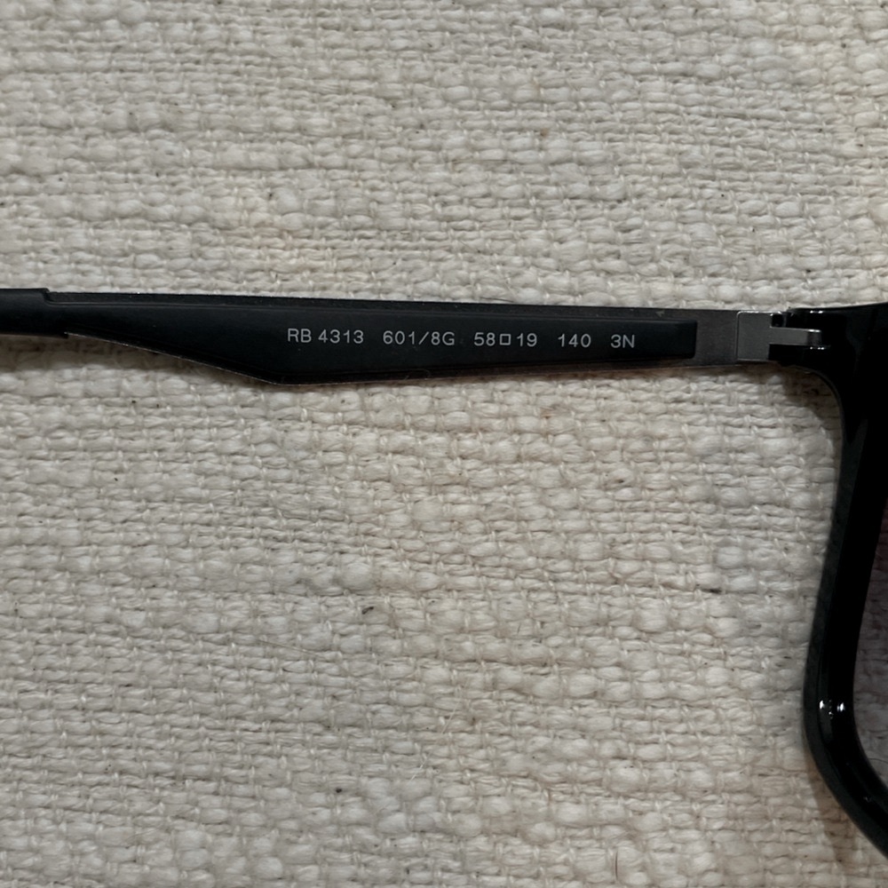 SOLD Ray-Ban Sunglasses RB4313 - Picture 6 of 8
